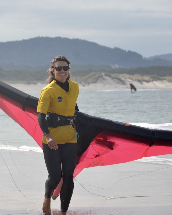 Equipa KiteVoodoo instrutor de Kitesurf Portugal Ania